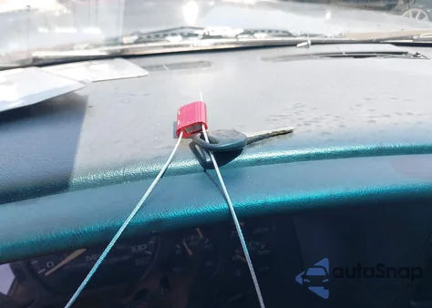 2002 Chevrolet Silverado 1500 Ls from USA, damaged, VIN 2GCEC19VX21344976